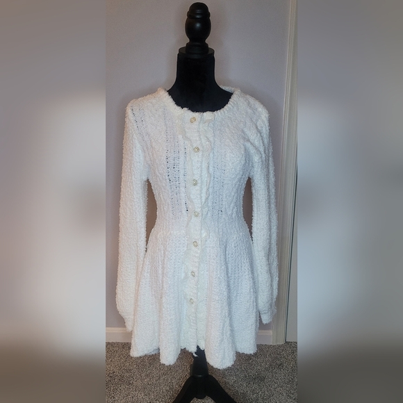 POL PREMIUM White Dress. Size L NWOT - Picture 2 of 7